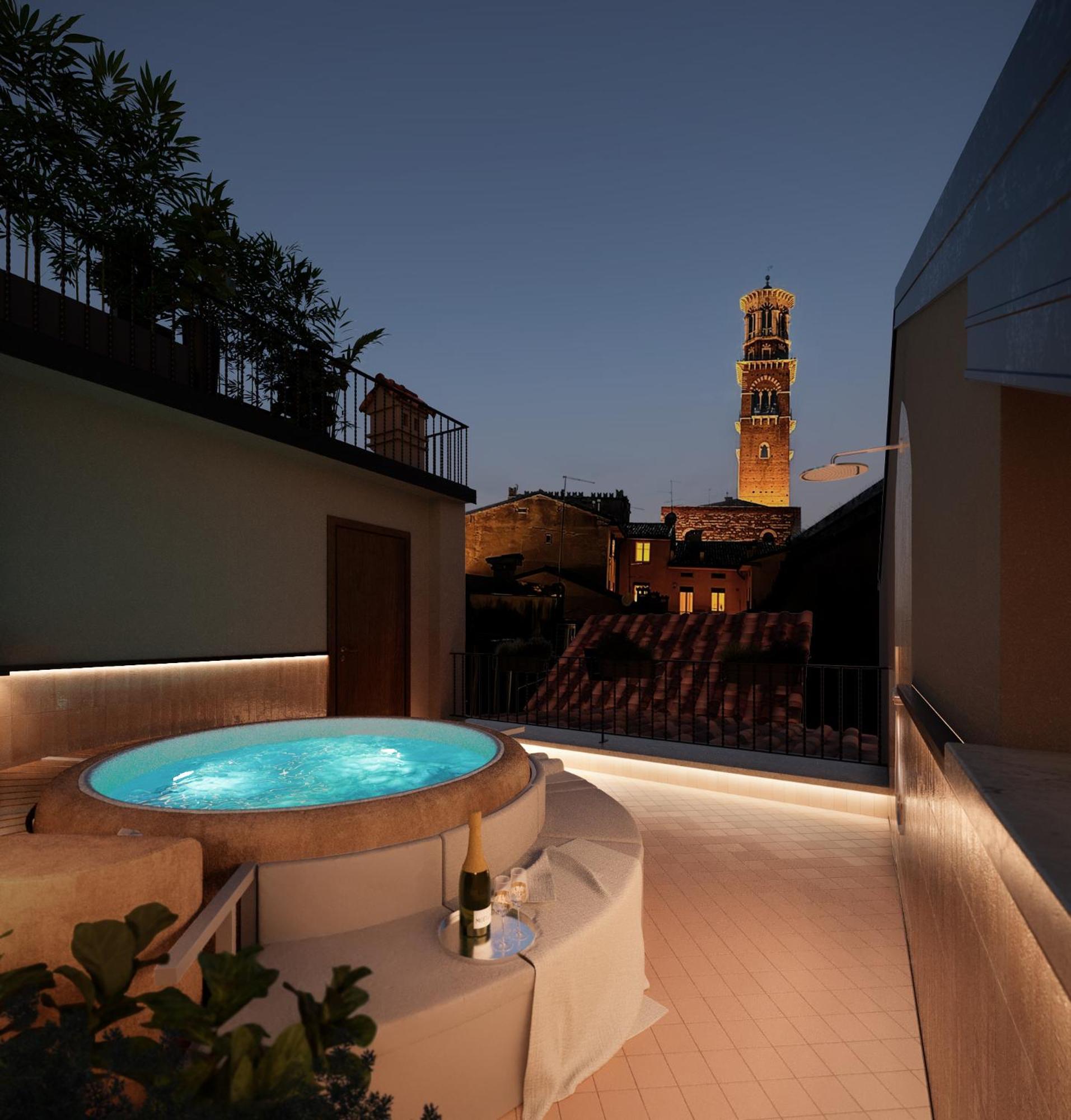 Hotel Relais Balcone di Giulietta Verona Esterno foto The rooftop terrace